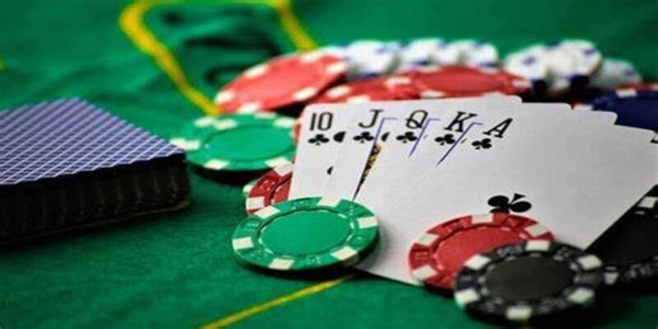 Hiểu rõ quy tắc cơ bản, thạo cách chơi bài poker